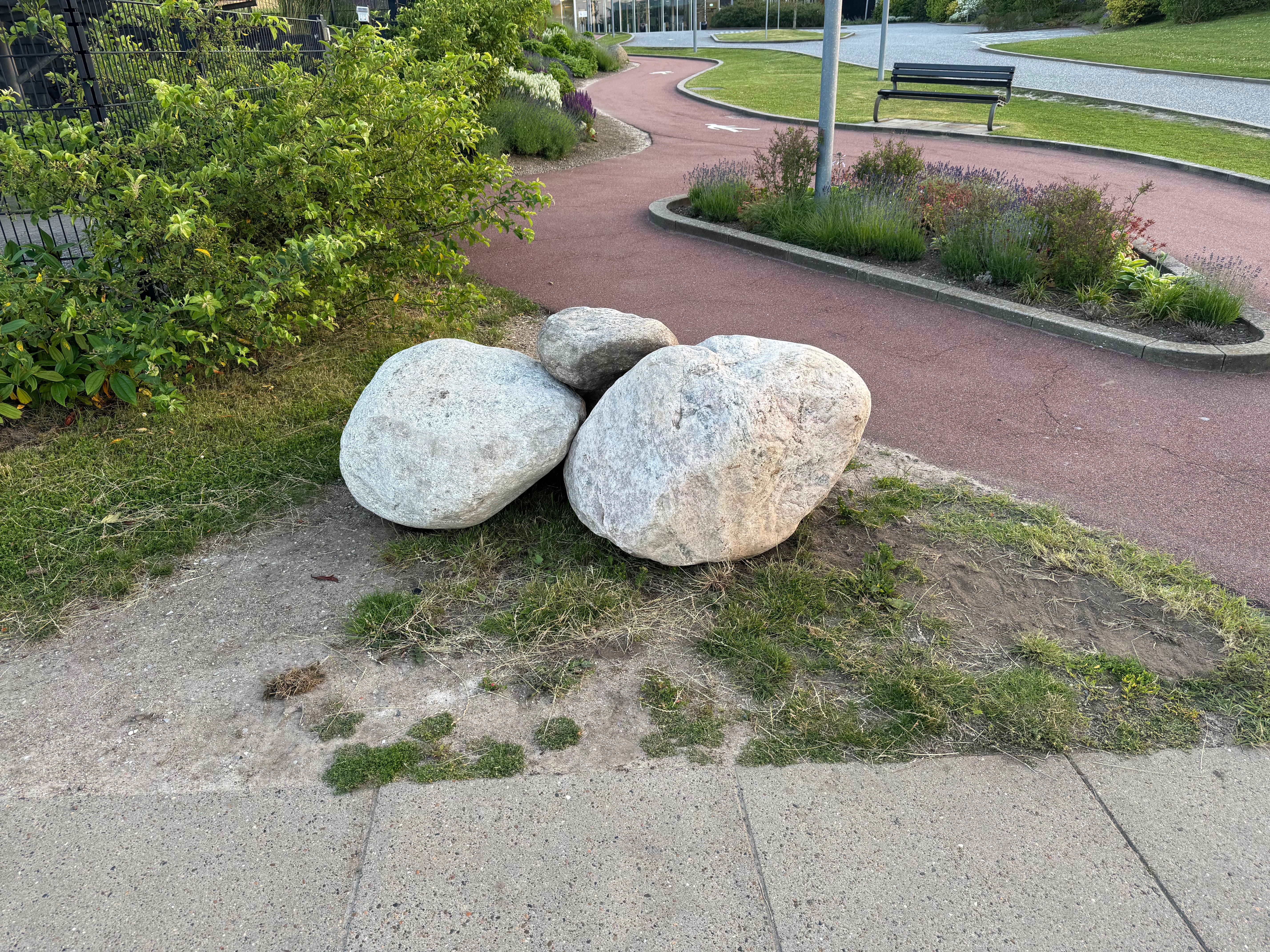 Max 50 til salg og 5 køb